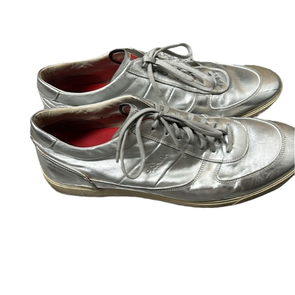 Men’s PRADA. Used(good condition)An Exclusive model - Picture 2 of 2